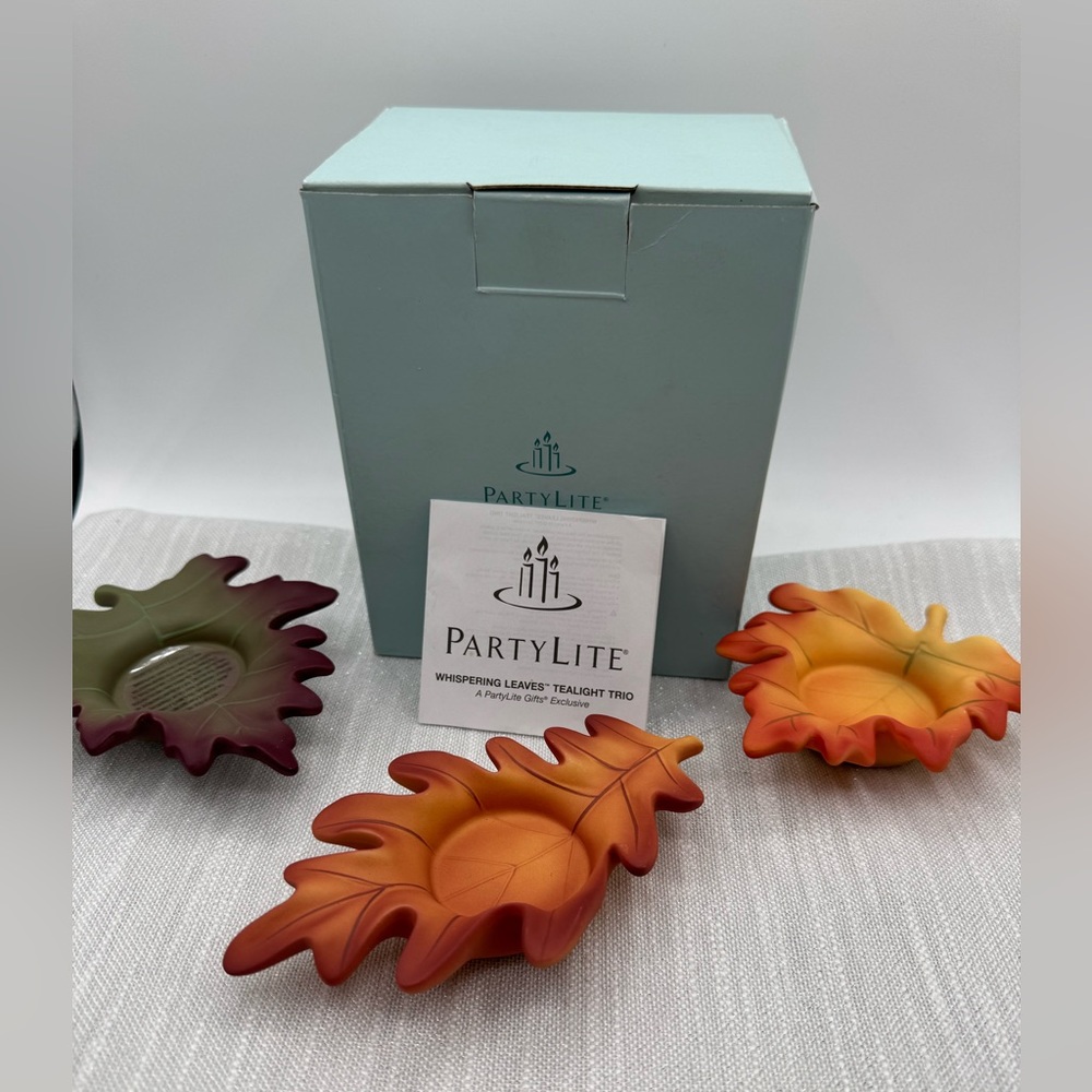 PartyLite - Whispering Leaves Tealight Trio - Candle Fall Autumn P8535U Retired
